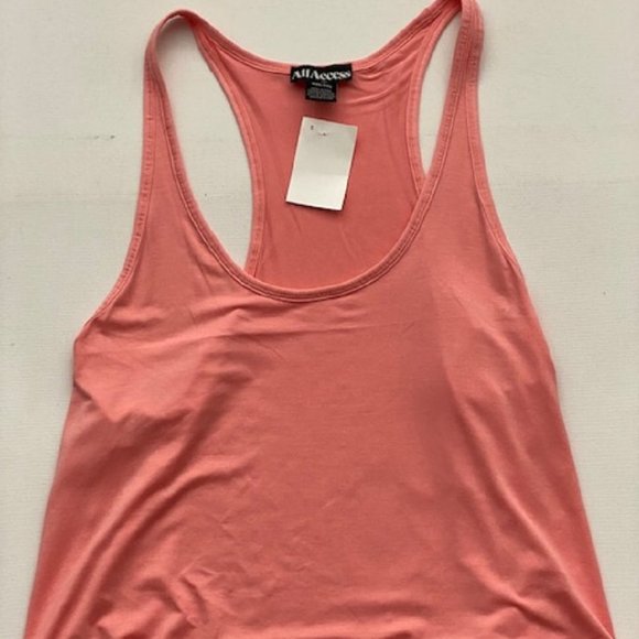 All Access Crop Yoga Tank Peach Blossom - Picture 2 of 3